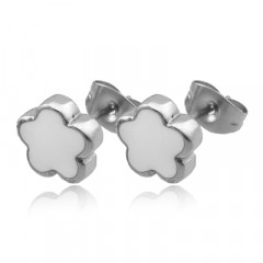 Oceľové náušnice - kvietky biele