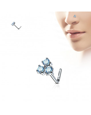 Zahnutý piercing do nosa