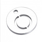 Drobný okrúhly oceľový prívesok - iniciála