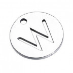 Drobný okrúhly oceľový prívesok - iniciála