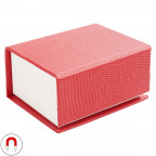 Červená darčeková krabička na prsteň, magnetické zatváranie