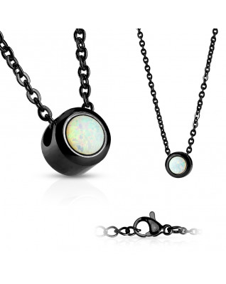 Čierny oceľový náhrdelník s opálom bielej farby