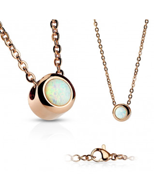 Pozlátený oceľový náhrdelník s opálom bielej farby