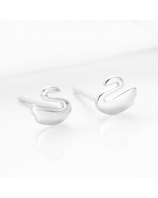 Minimalistické strieborné náušnice labute