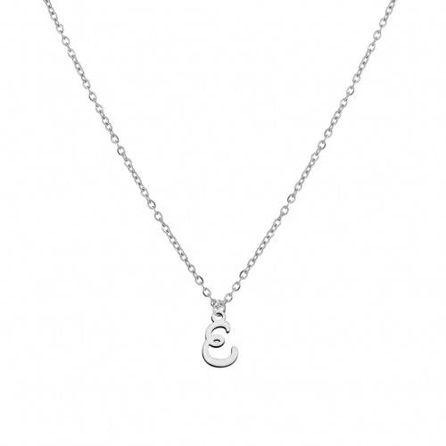 Ocelový náhrdelník, písmeno