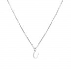 Ocelový náhrdelník, písmeno