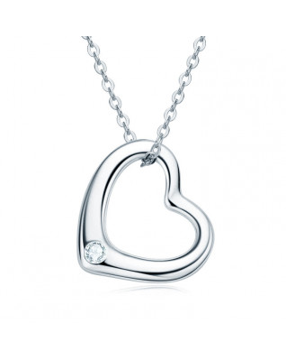 Strieborný náhrdelník srdca s moissanitom