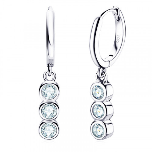 Strieborné visiace náušnice s moissanitmi