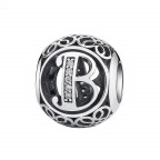 Strieborný prívesok korálek písmeno